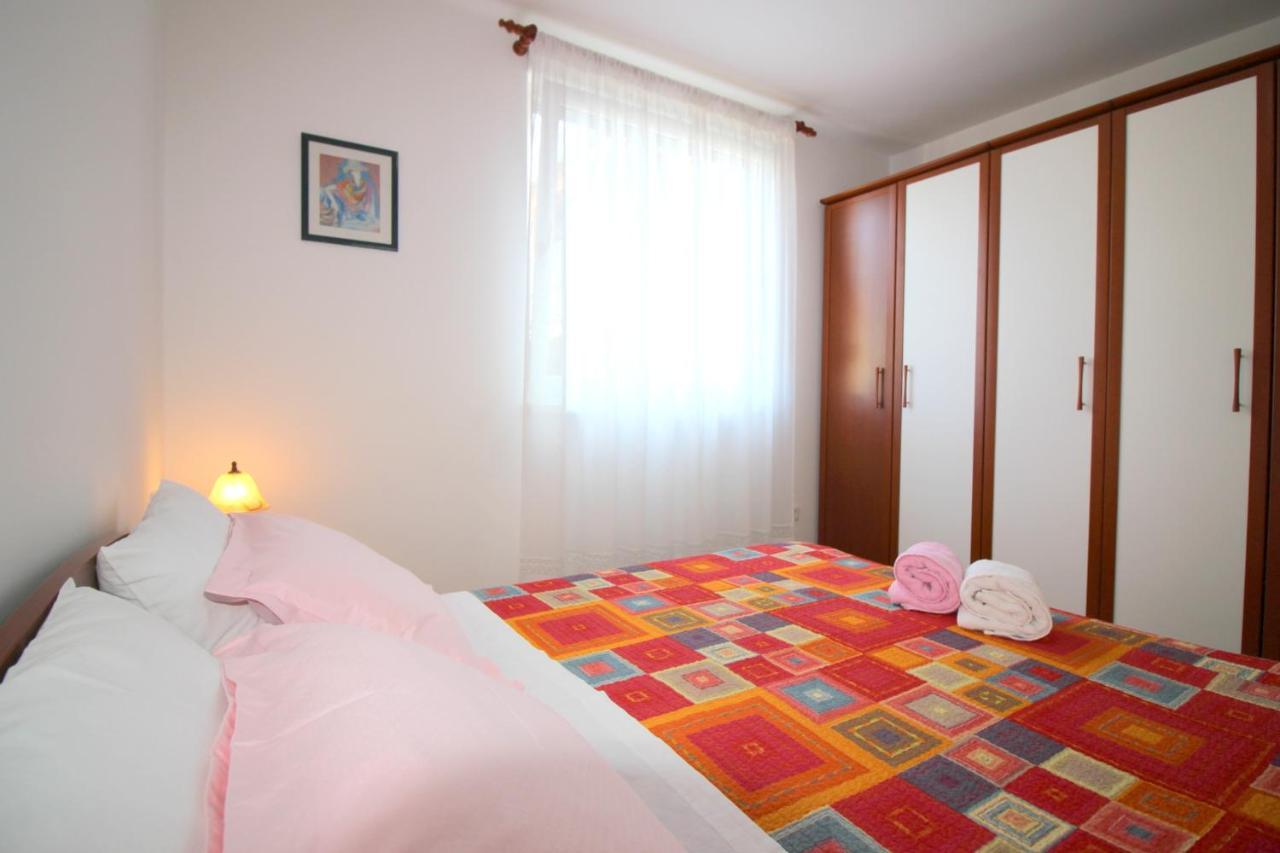 Apartment Vojka In City Center بوريتش المظهر الخارجي الصورة